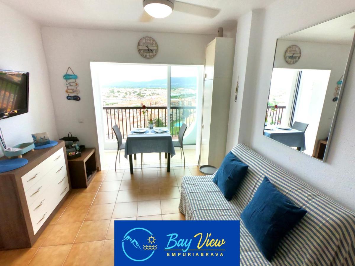 Bay View Empuriabrava Apartment Exterior photo